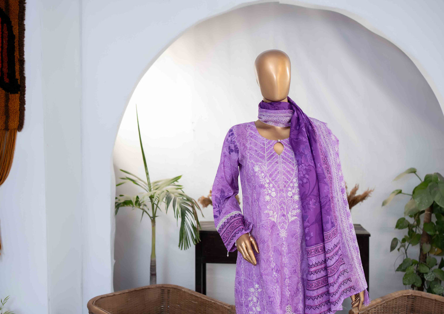 Mehak Premium Embroidery 3-Piece – Article [MEK-E-250149]