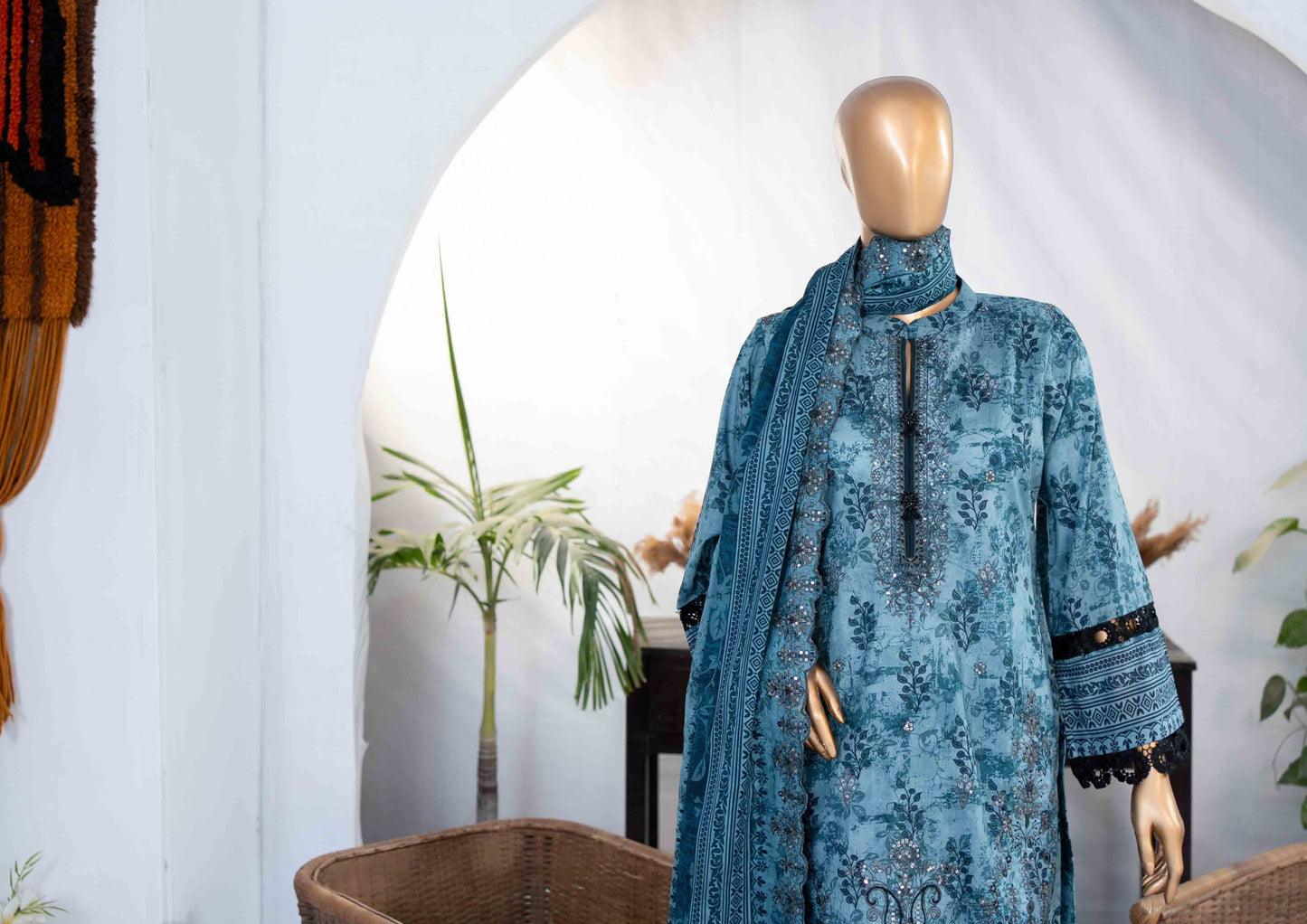 Mehak Premium Embroidery 3-Piece – Article [MEK-E-250153]