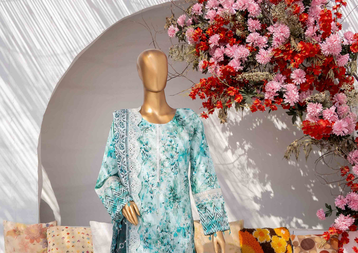 Mehak Premium Embroidered 3-Piece – [MKE-E-250140]